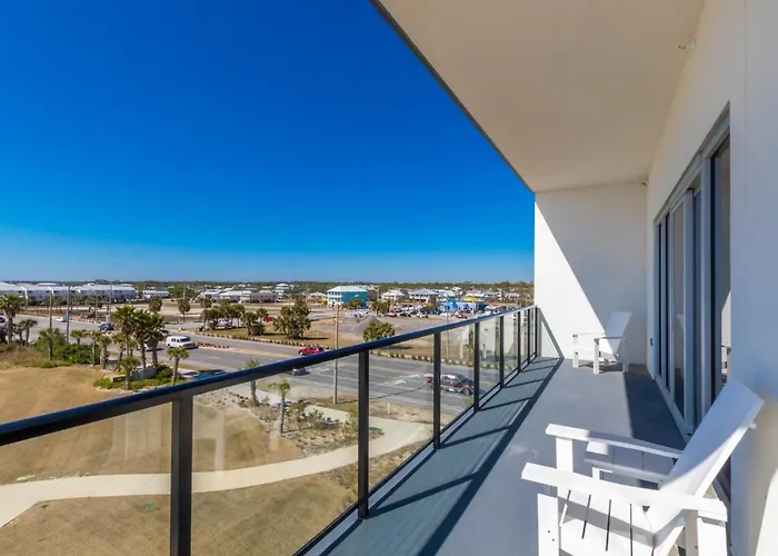 Holiday home Beachfront, Luxury 4 Bedroom With Gulf Views Next To The Hangout! Gulf Shores