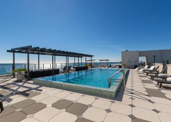 Holiday home Beachfront, Luxury 4 Bedroom With Gulf Views Next To The Hangout!