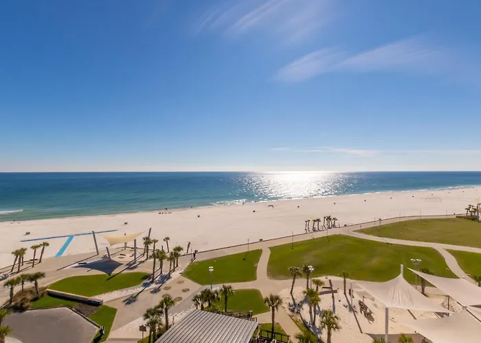 Holiday home Beachfront, Luxury 4 Bedroom With Gulf Views Next To The Hangout!