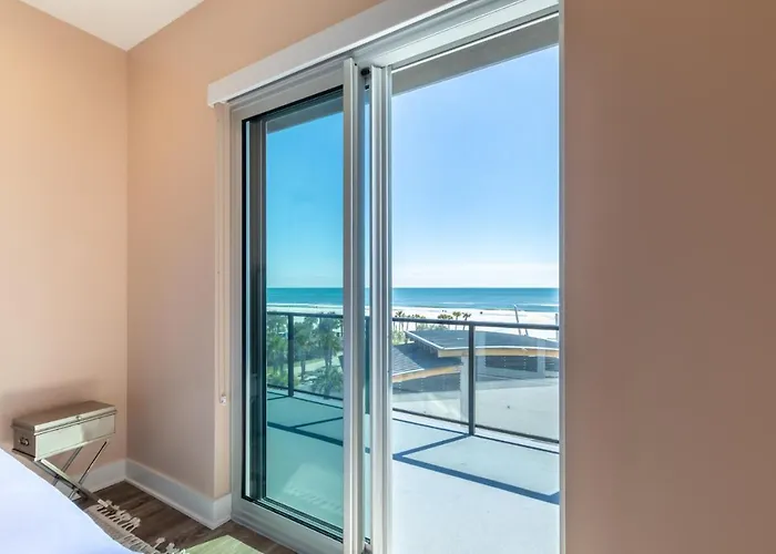 Holiday home Beachfront, Luxury 4 Bedroom With Gulf Views Next To The Hangout! Gulf Shores